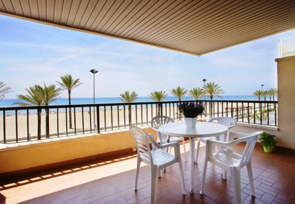 Apartament davant el mar