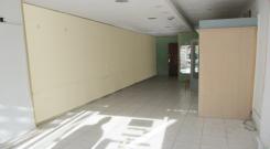 Local ideal davant el Port